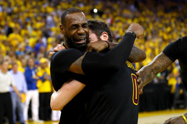 未使用タグ付】レブロン CAVS ユニフォーム 黄色