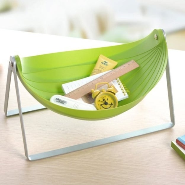This leaf hammock that's secretly a desk organizer.