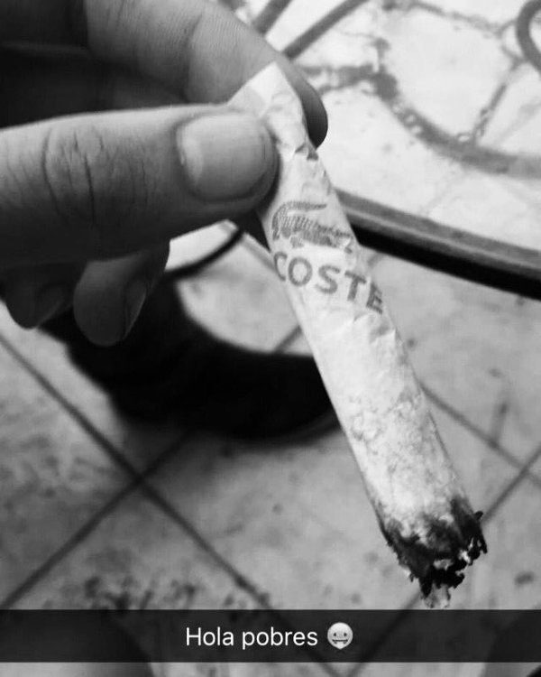 "No siempre fumo, pero cuando lo hago, tiene que ser de marca."