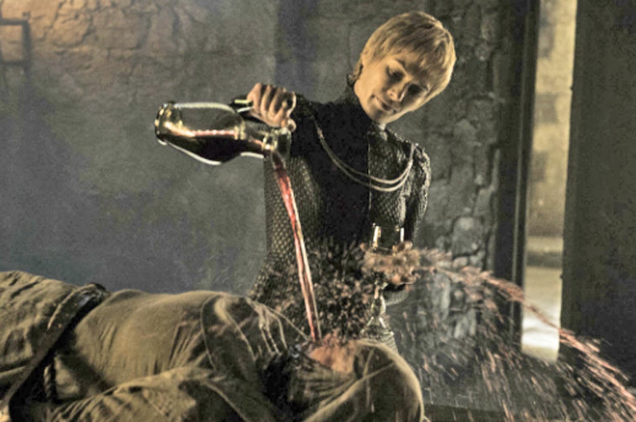 People Are Living For Cersei's Outfit On Last Night's Game Of Thrones