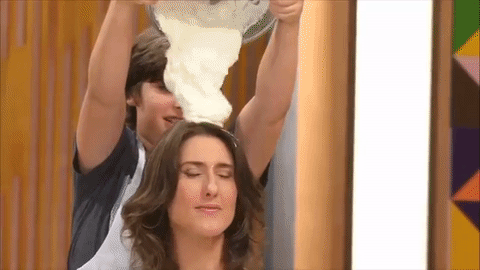 Isso aconteceu quando as crianças tinham de fazer um chantili no ponto certo.