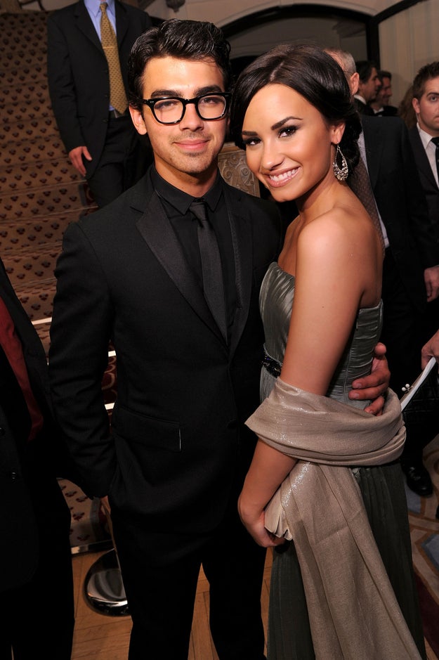 Joe Jonas dan Demi Lovato - 2010