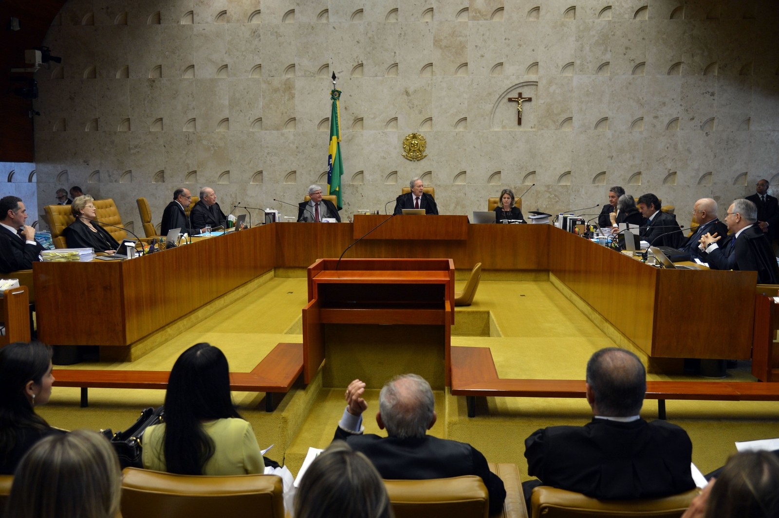 Plenário do STF deve dar palavra final sobre pedidos de prisão feitos por Rodrigo Janot.