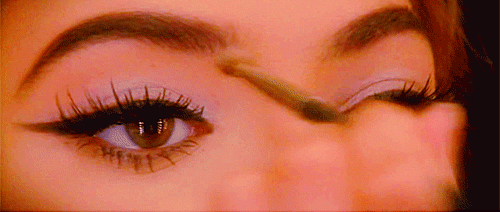 I did not blend my eye shadow better than a smoothie for this treatment.