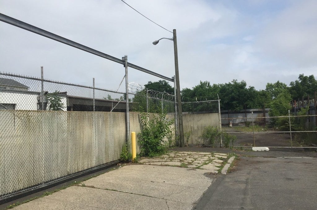 The abandoned warehouse lot of the proposed Muslim community center