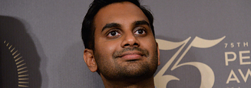 Aziz Ansari visage heureux