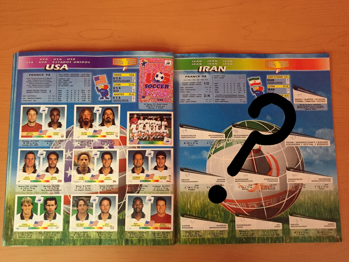 Al terminar la Copa del Mundo, Panini consiguió los derechos solo para Italia y el Reino Unido (las regalaban en el periódico). Estos dos sets se consideraban oficiales. Muy poca gente se enteró que, años después, podías conseguir el set mandándole una carta a Panini. Y como en los puestitos de periódicos vendían unas super chafas, muy pocos pudieron completar este mítico álbum.