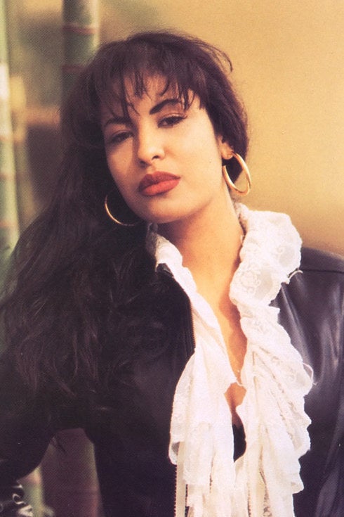 Creamos 5 fabulosos atuendos inspirados por Selena Quintanilla