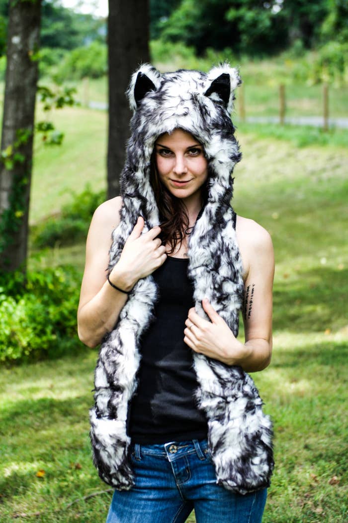 32 Lovely Products You Need If Wolves Are Your Favorite