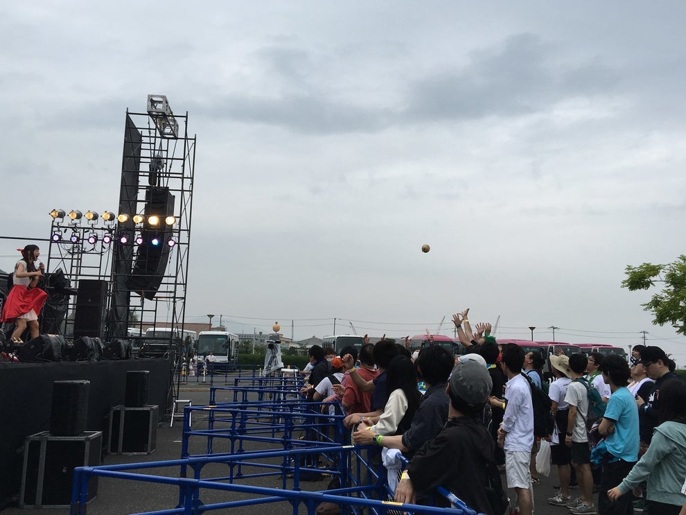 ヒドすぎて伝説となった淡路島のフェスで 女神 になったポジティブアイドル ヒドすぎて伝説となった淡路島のフェスで 女神 になったポジティブアイドル