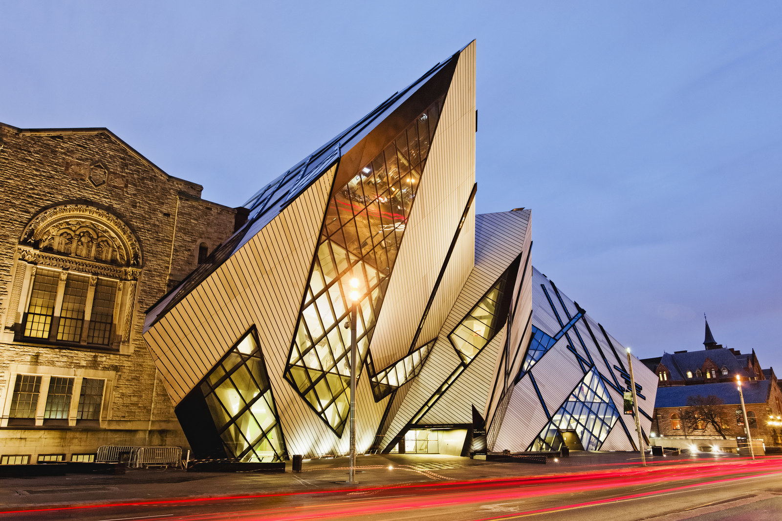 Королевский музей Онтарио Канада