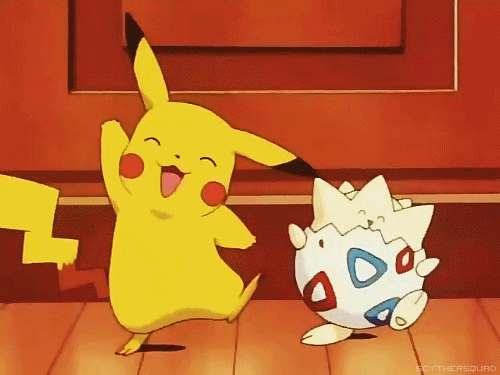 - Ele lhe incentiva a se mexer, exibindo todos os tipos de pokémon que estão por perto e que podem ser capturados se continuar andando por aí. Você pode também incubar ovos andando uma certa distância, quase como acontece no jogo.- O aplicativo exibe pontos de referência importantes nas proximidades com os quais você pode interagir a fim de pegar pokebolas, poções e outros objetos aleatórios para ajudá-lo em sua jornada. Michelle chama isso de "muito educativo".- Você parecerá muito descolado gritando "UM PSYDUCK!" no meio de uma calçada movimentada. Isso é demais, independente do que alguém possa lhe dizer.