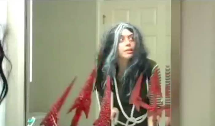 Aubrey Plaza Scares The Shit Out Of Children On Halloween