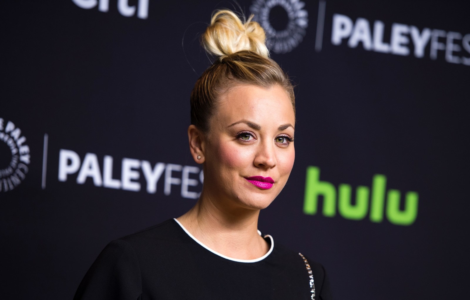 Kaley Cuoco Had To Apologize After People Accused Her Of Defiling The  American Flag