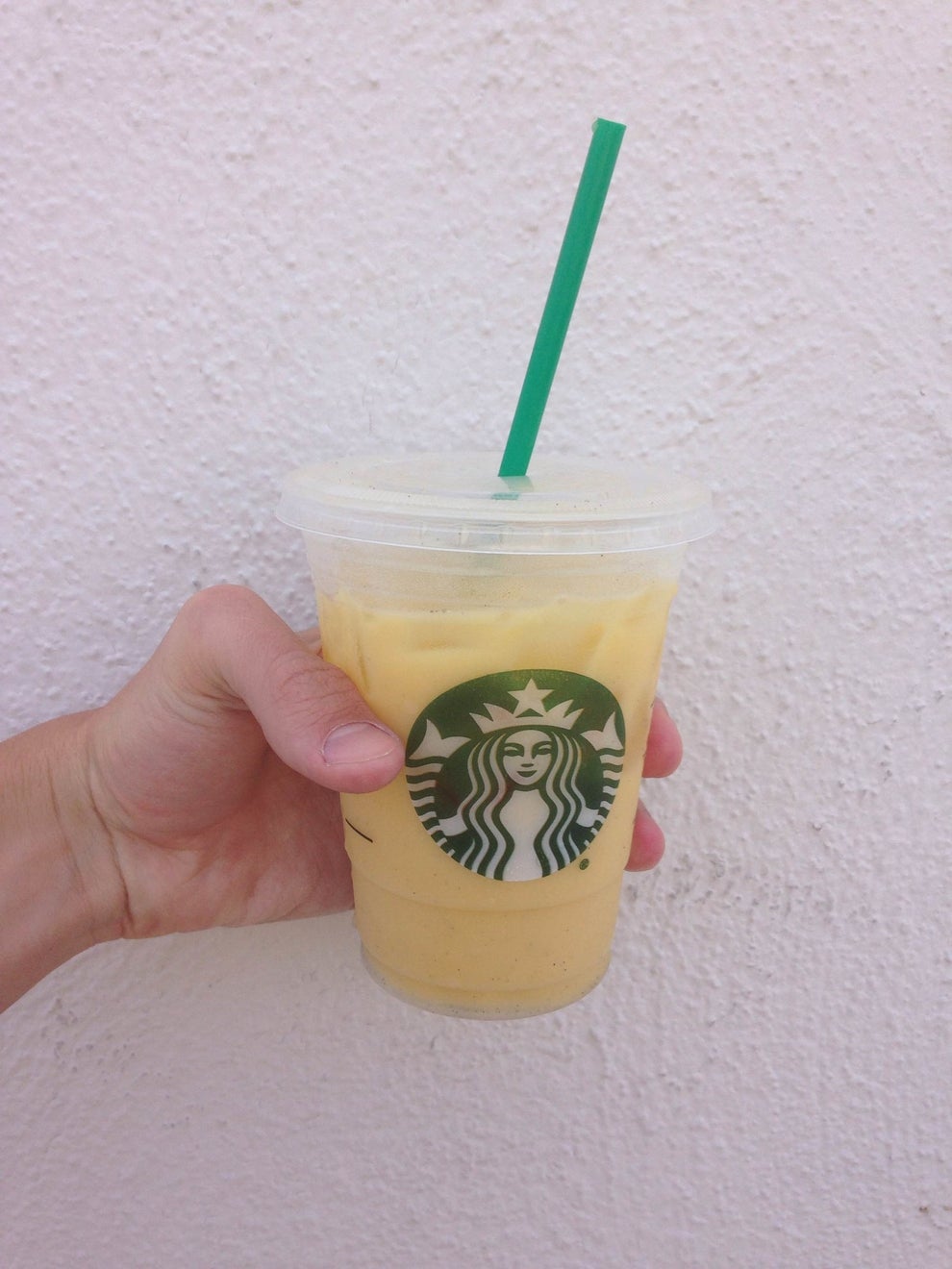 You Need To Try The "Orange Drink" At Starbucks Because It Has The Range