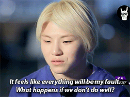 They put so much pressure on themselves to do well with their music. While still on Seventeen Project, Woozi was feeling so much discomfort with the small turnout of a crowd at their first pre-debut showcase.