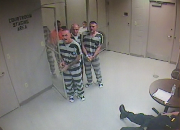 Texas Inmates Broke Out Of A Cell To Save A Jailer From An Apparent