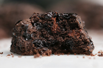 Este brownie crocante vai calar a boca de quem acha que três é demais