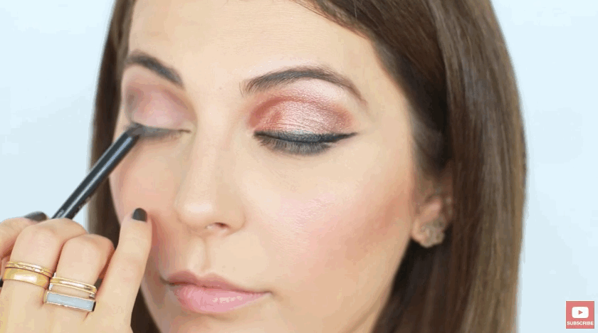 Darkening the lash line this way also means you don't waste too much lid space with liquid/gel liners.