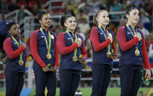 People Are Calling Gabby Douglas A “Sorry American” After The Medal Ceremony