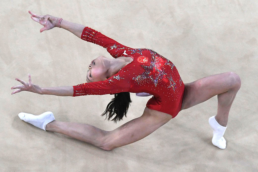 Why Do Gymnasts Wear Socks at Rio Olympics 2016? - Thrillist