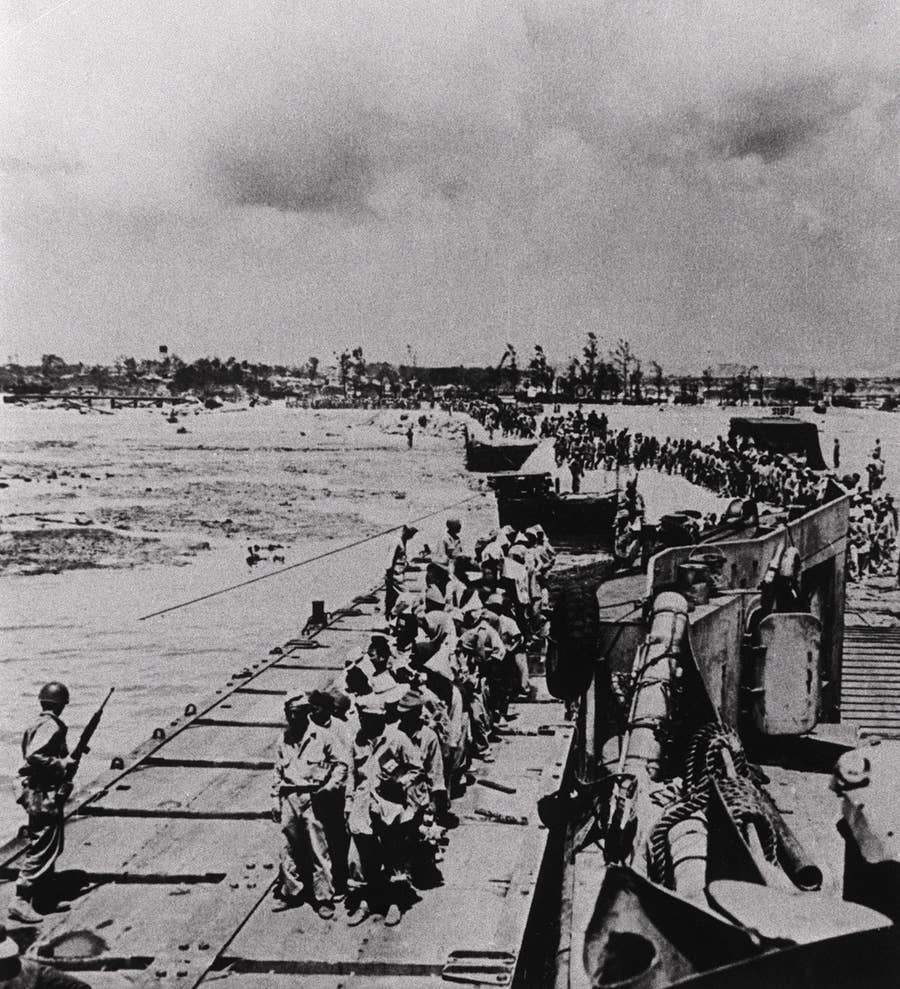 政治とメディアの距離がおかしい 大本営発表のウソ 今への教訓