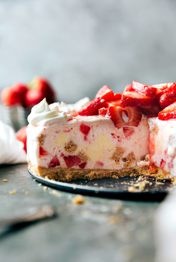 Strawberry Cheesecake Ice Cream Pie