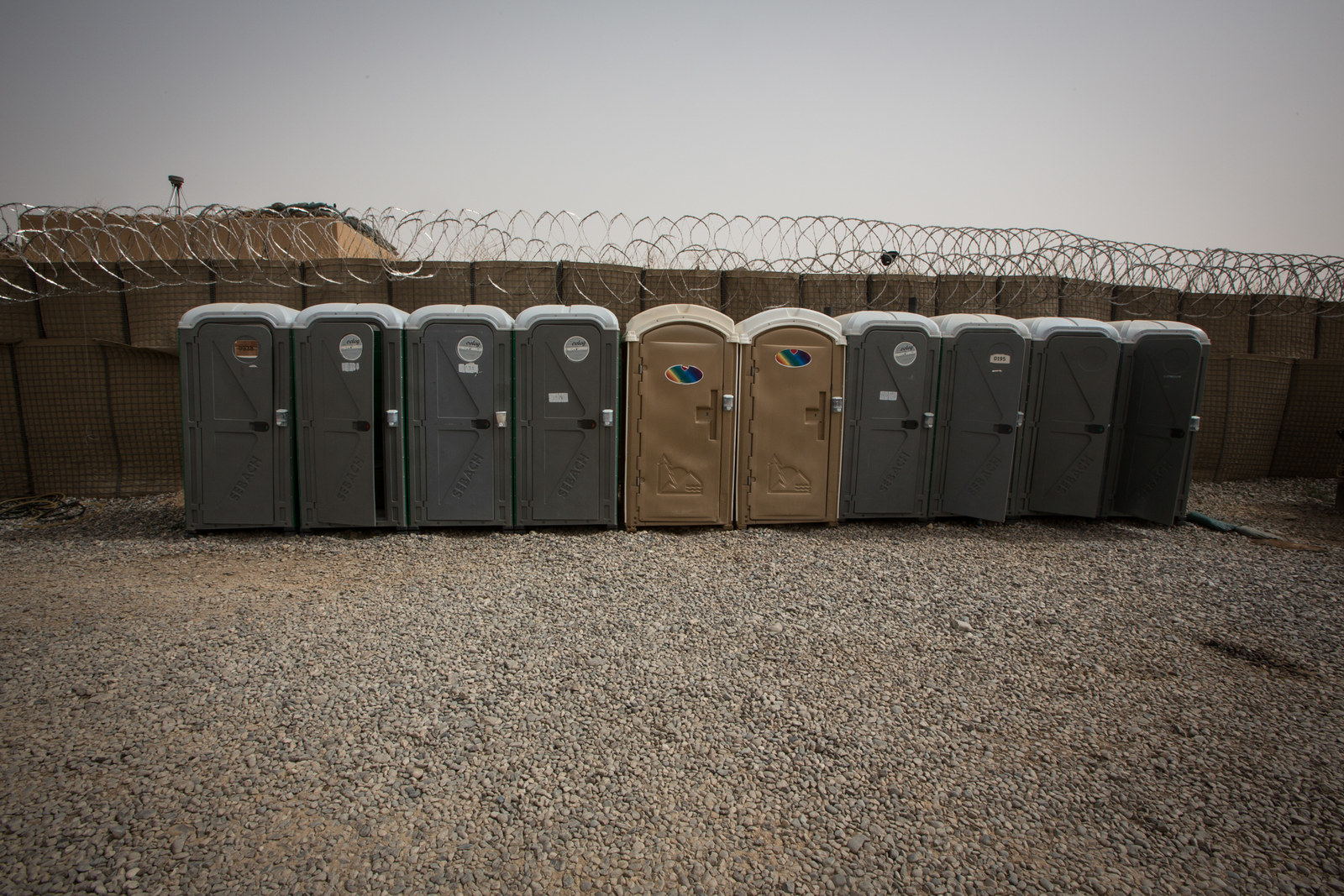 Rare Photos Show Life Inside A US Military Base In Iraq