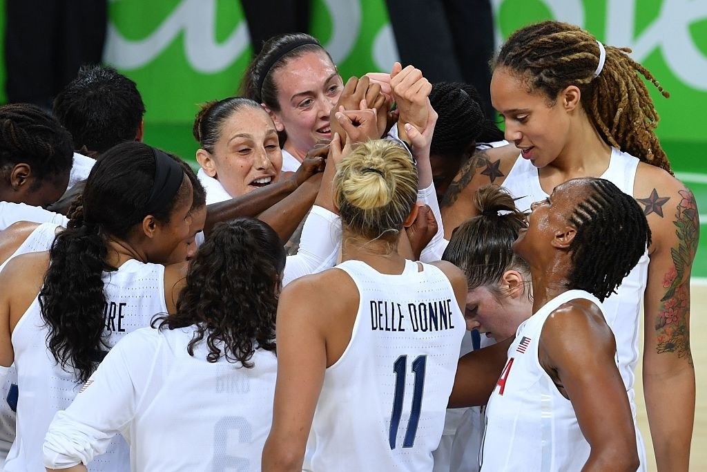 This Is Probably The Greatest Women's Basketball Team Of All Time