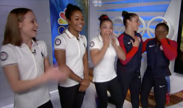 The Gymnastics Team Getting Surprised By Zac Efron Is Seriously The ...