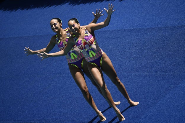 Estefania Alvarez Piedrahita and Monica Sarai Arango Estrada's Zig-Zag Zaaaaaamns