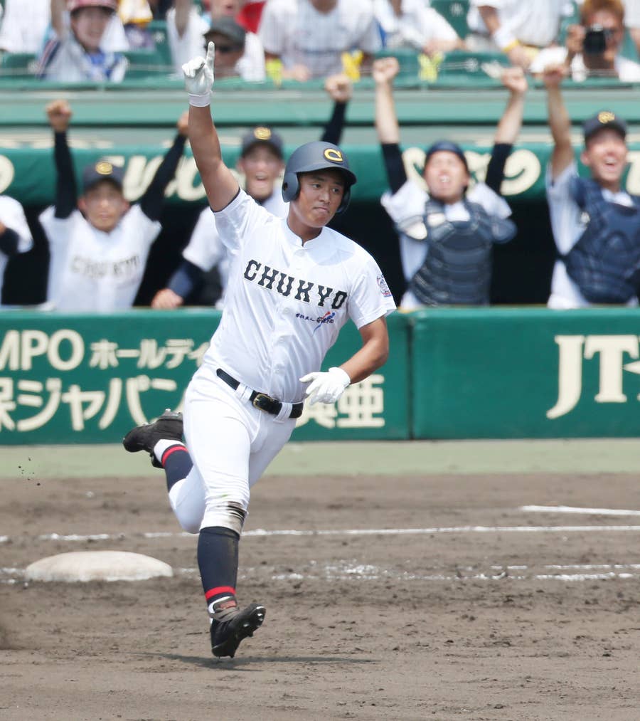 高校野球 全ての球児の夢舞台 甲子園で弾ける笑顔と涙に心が震える 高校野球 全ての球児の夢舞台 甲子園で弾ける笑顔と涙に心が震える