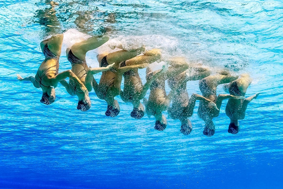 These Routines In The Olympic Synchronised Swimming Will Give You ...