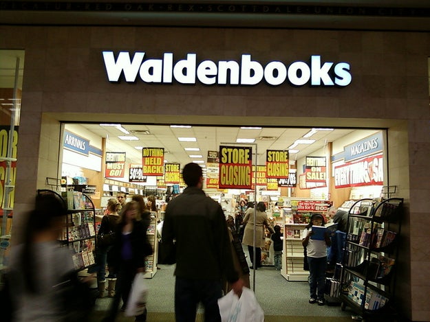 Waldenbooks: 1933–2011
