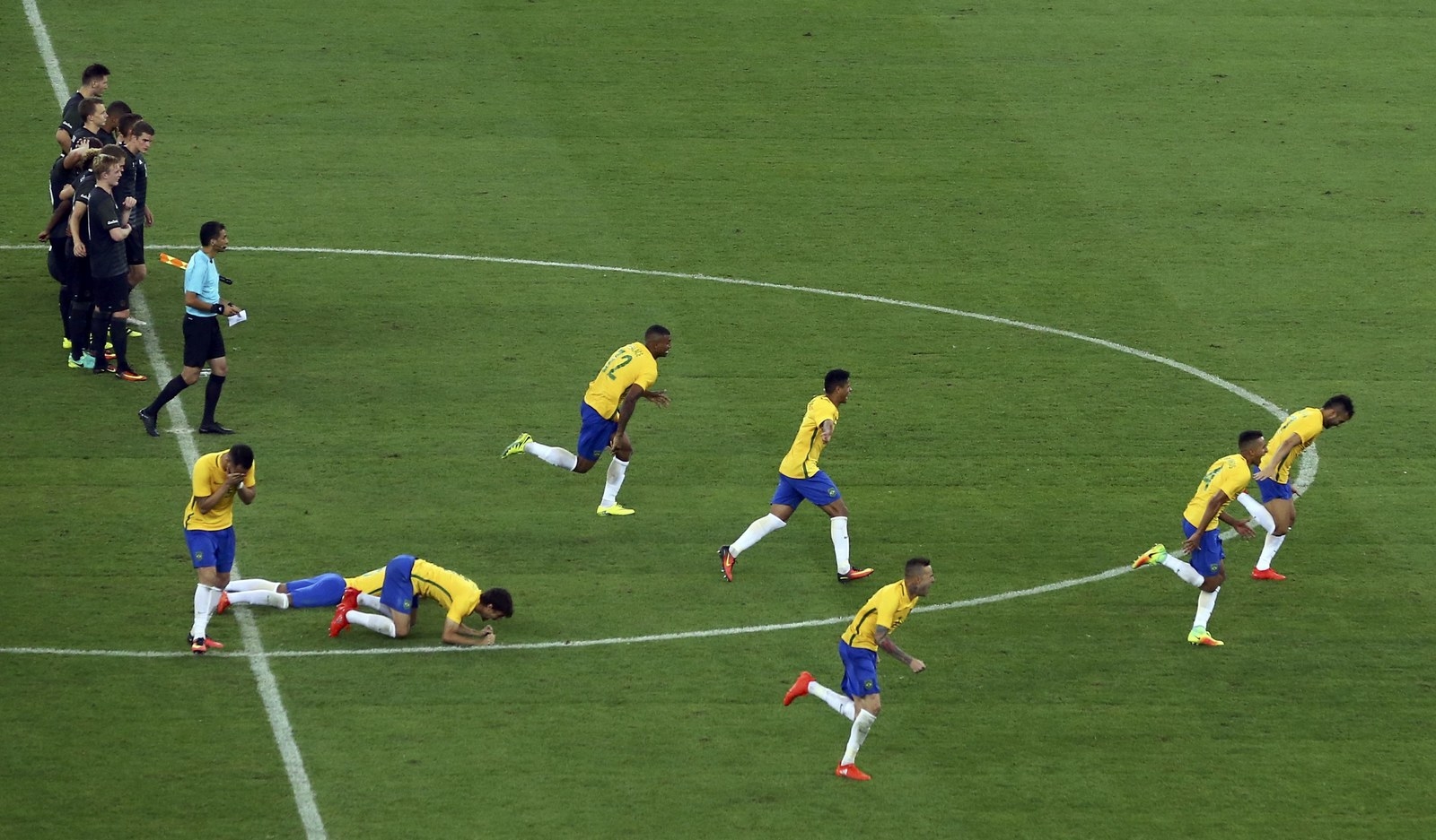 Brazil Just Won The Olympics Soccer And Everyone Is Crying