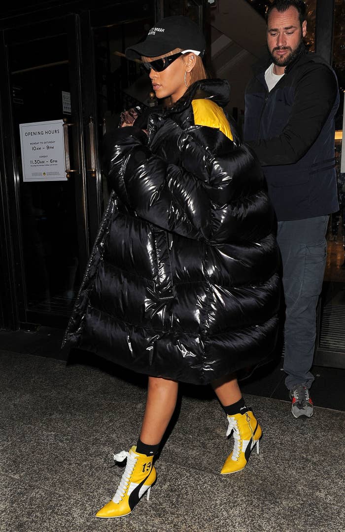 Rihanna Wore A Puffy Coat With High Heel Shoes And Looked Fab As Hell