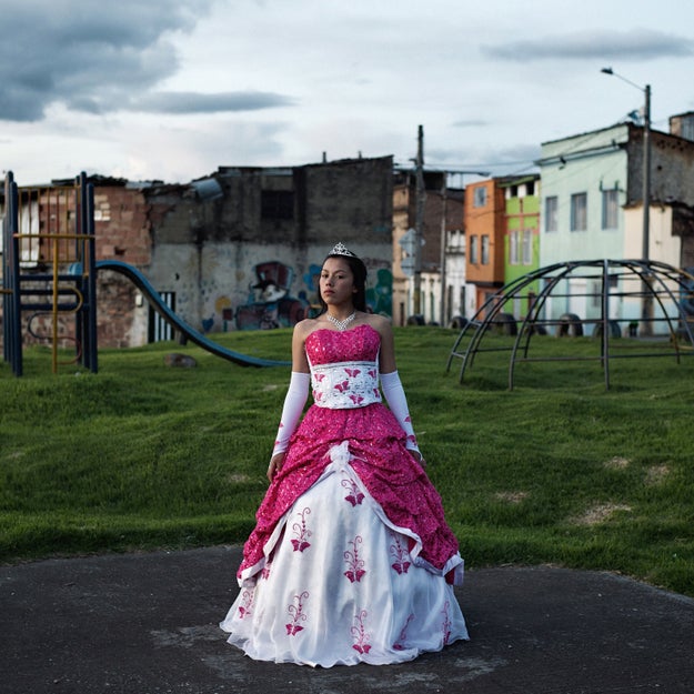 This Photographer Shows The Sacrifices Families Make For A Quinceañera