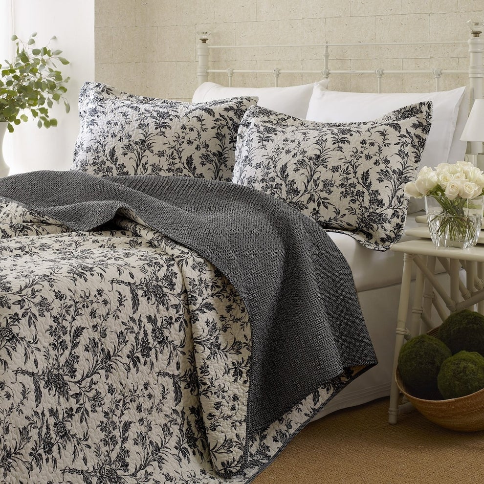 23 Of The Best Bedding Sets You Can Get On Amazon