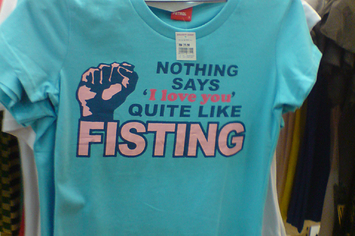 nothing says i love you quite like fisting t shirt