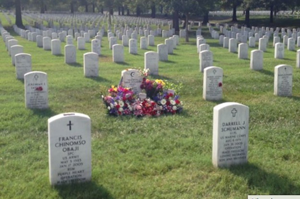 People Are Leaving Flowers At Capt. Humayun Khan's Grave