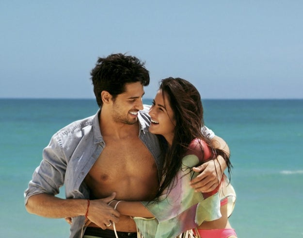 Sidharth Malhotra and Katrina Kaif star in a new movie called Baar Baar Dekho and the trailer suggests that the movie revolves around time travel.