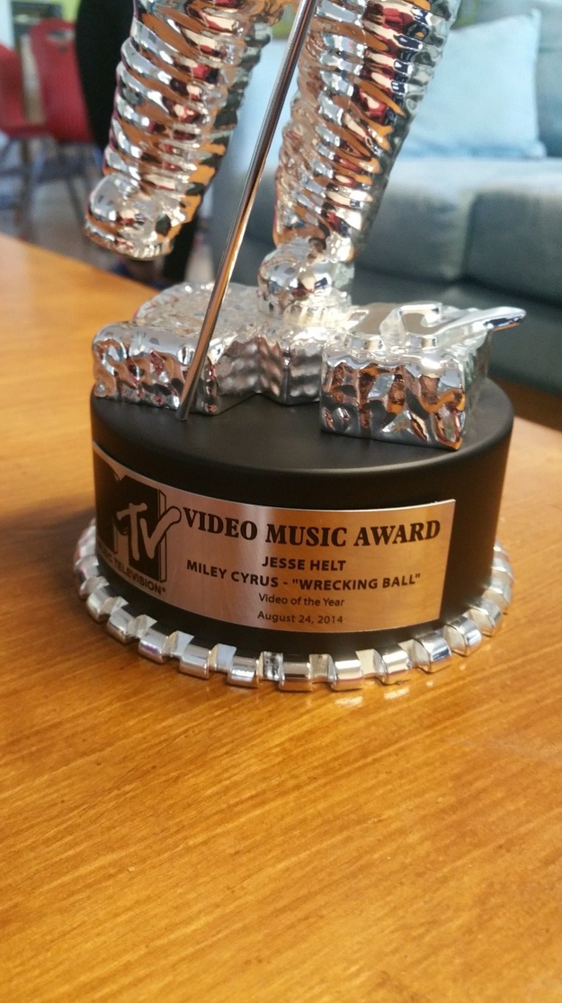 The Homeless Guy Miley Cyrus Took To The VMAs Is Selling Her Moonman On