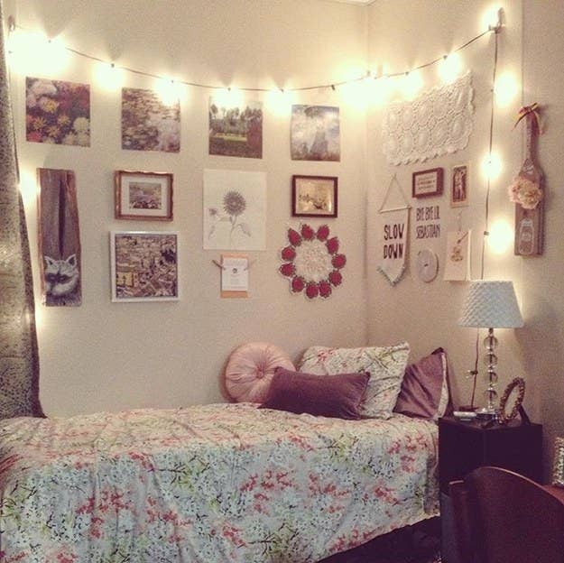 dorm room ideas for girls two beds