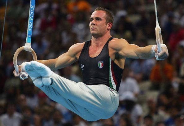 Terminé le justaucorps, ces gymnastes de Brest ne montreront plus leurs  jambes