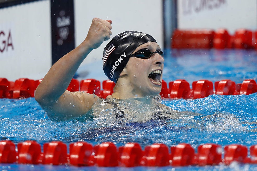 24 Incredibly Moving Photos Of Athletes Achieving Their Dreams