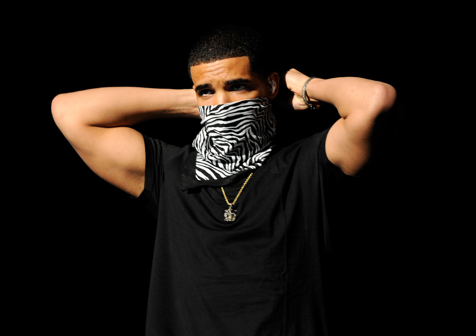 15 Times Drake Wore Some Very Questionable Outfits