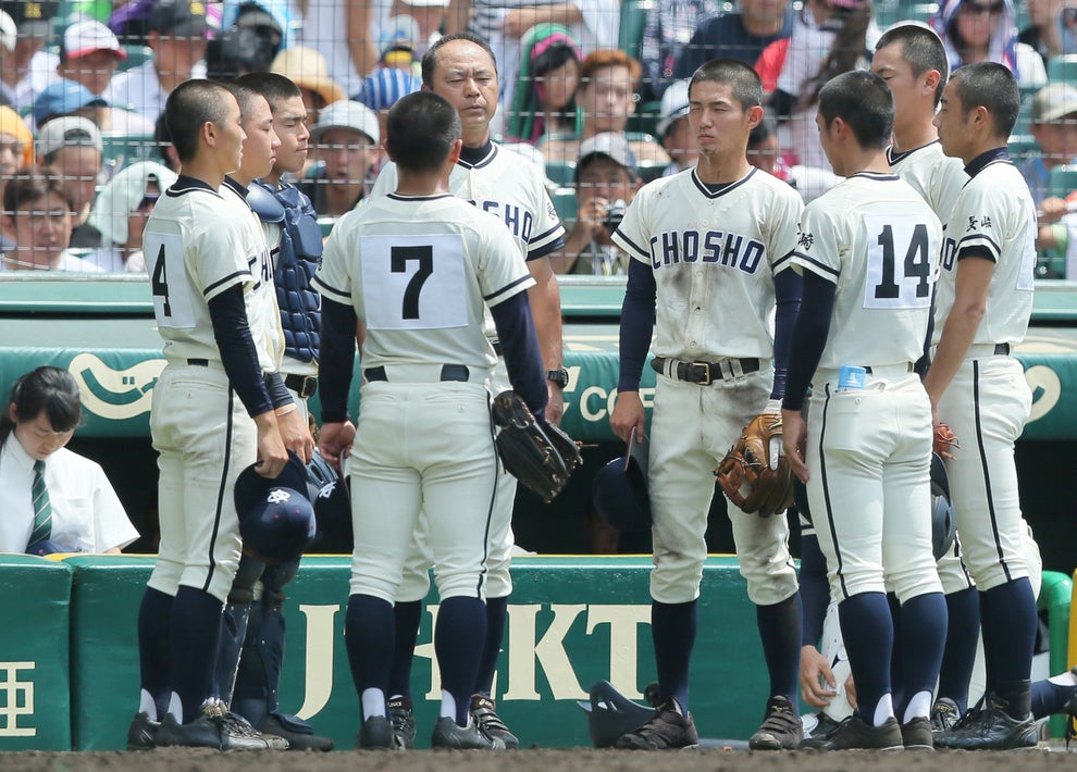 高校野球 原爆から71年目のそのとき 長崎商は甲子園から祈りを捧げた