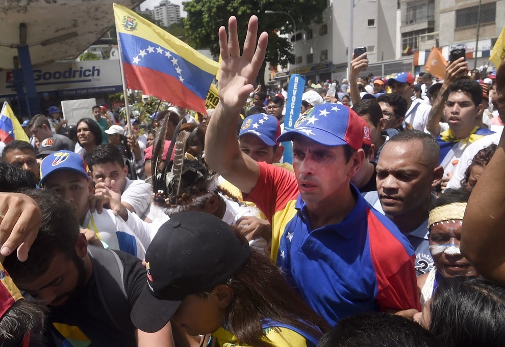La marcha contó con la participación de Henrique Capriles Radonski, líder de la oposición.