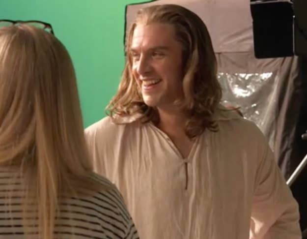Dan stevens online the beast