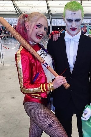 This Harley Quinn Cosplayer Looks So Much Like Margot Robbie It's Eerie
